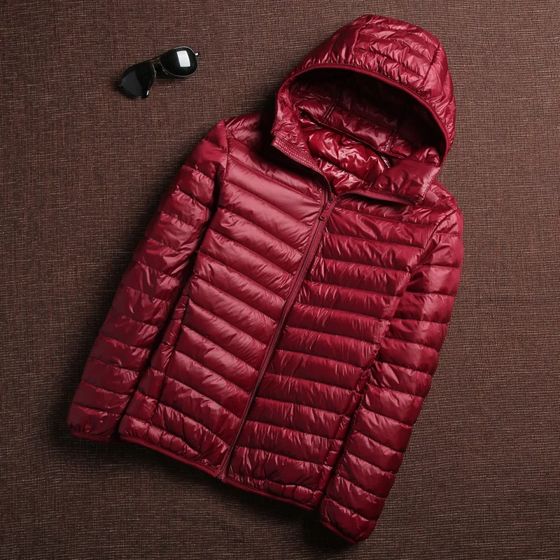 Pilt /135/2021-winter-fashion-brand-ultra-light-duck-down-jacket-2_share/upload.jpeg