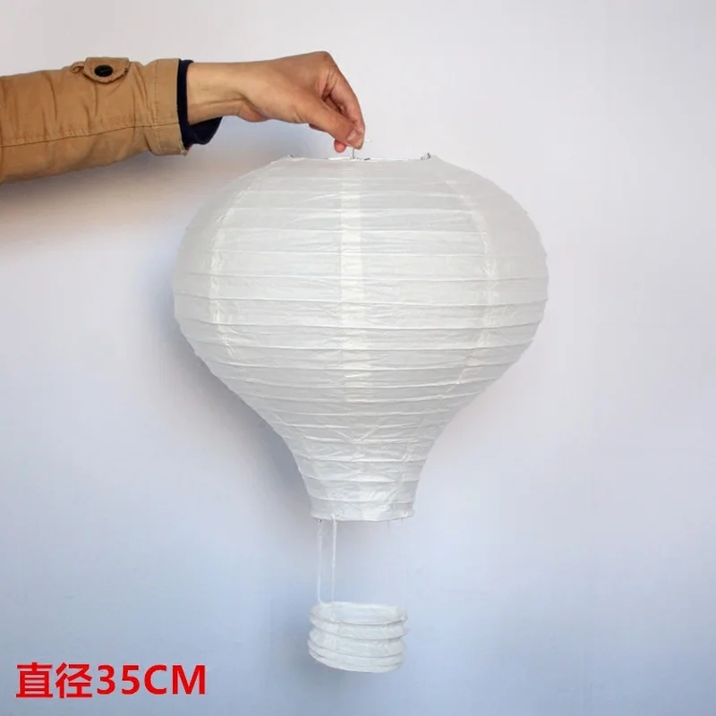 Pilt /2098/Valge-hot-air-balloon-raamatu-lantern-pulm-teenetemärgi-5_share/upload.jpeg