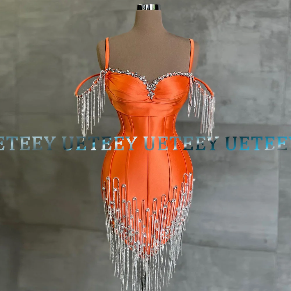Pilt /2766/Ueteey-2023-orange-kokteili-kleit-kristallid-tutt-kullake-2_share/upload.jpeg