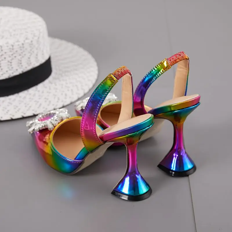 Pilt /882/Rainbow-värvi-naiste-sandaalid-pikad-varba-päike-4_share/upload.jpeg
