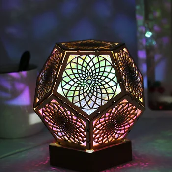 Puust Õõnestatud LED Projektsioon Öö Lamp Värvikas Boheemlaslik Projektor laualamp Leibkonna Home Decor Puhkus Atmosfääri Valgustus